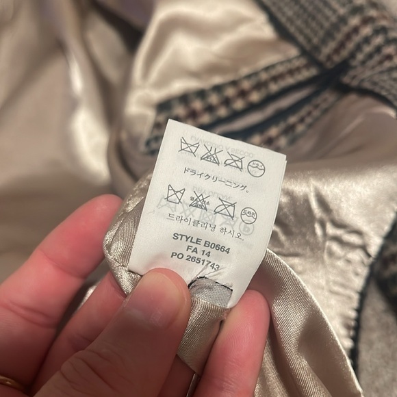 J. Crew Houndstooth Schoolboy Blazer Size 4 - Picture 7 of 7